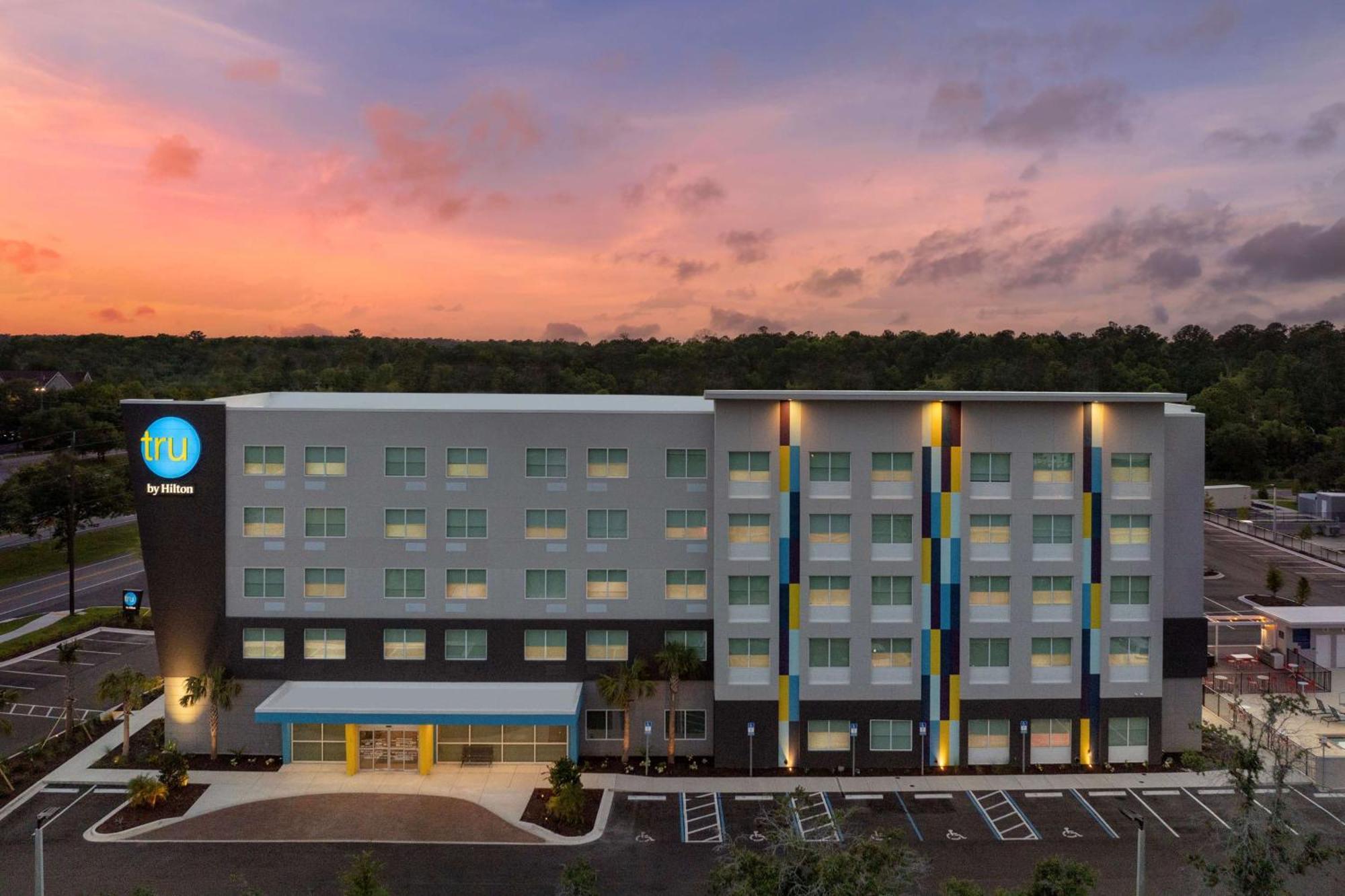 Tru By Hilton Jacksonville Airport Экстерьер фото